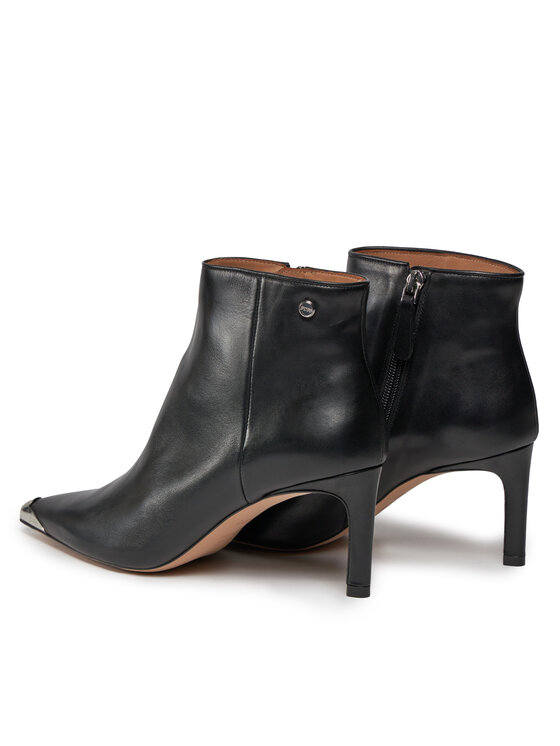 BOSS BOSS Īsie zābaki Janet Bootie70 50503670 Melns