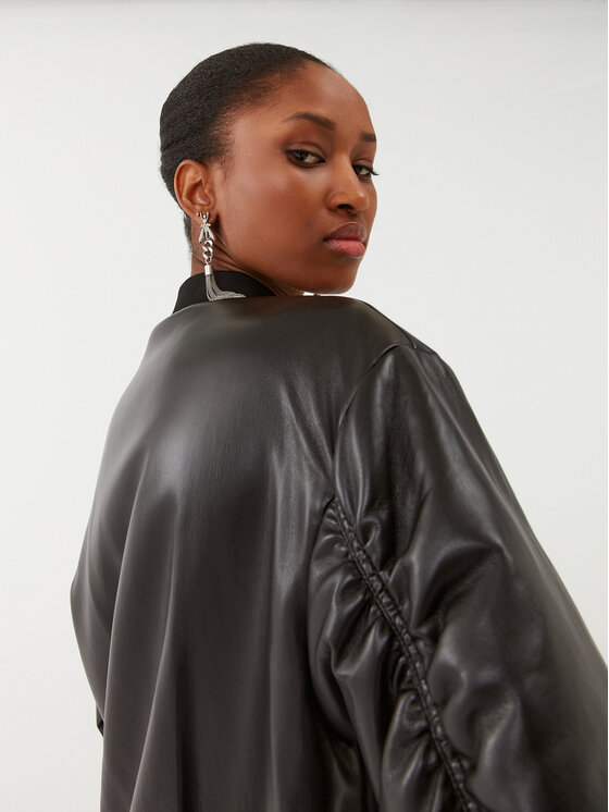 Patrizia Pepe Patrizia Pepe Geacă din imitație de piele 8O0095/E005-K103 Negru Regular Fit