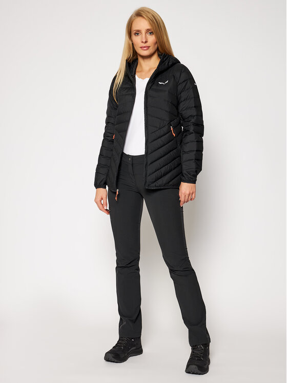 Salewa Salewa Vatovaná bunda W Brenda 27884 Černá Regular Fit