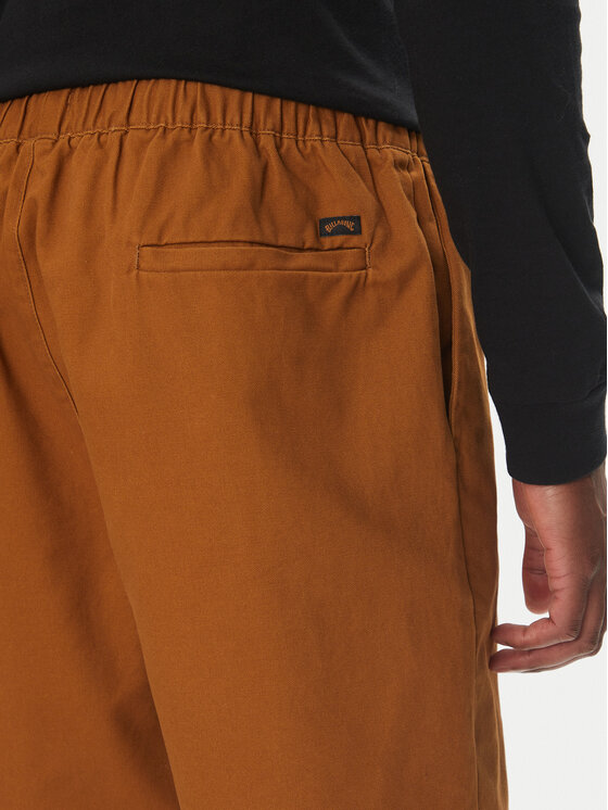 Billabong Billabong Šortky z materiálu Larry Twill EBYWS00114 Hnědá Regular Fit