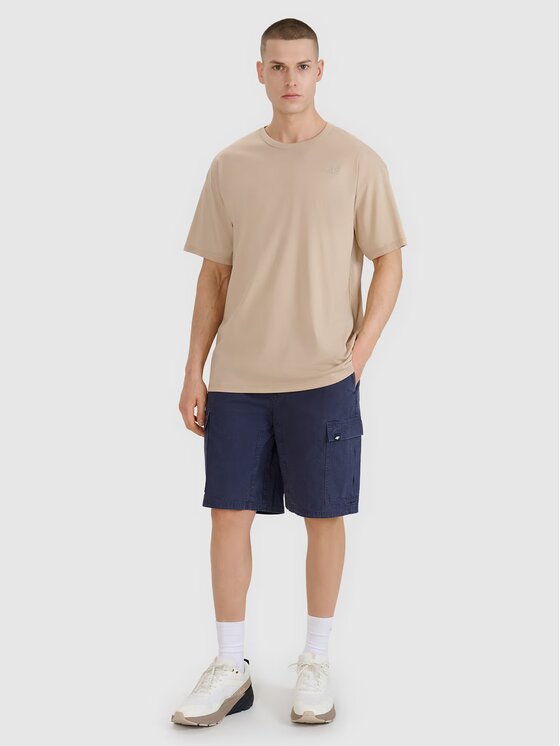 4F 4F Bavlnené šortky 4FRSS25TSHOM759-22S Čierna Regular Fit
