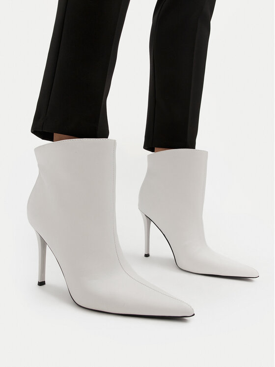 Steve Madden Steve Madden Botine Sentinel SM11003451 Alb