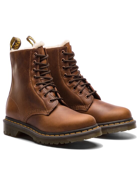 Dr. Martens Dr. Martens Αρβύλες 1460 Serena 23912243 Καφέ
