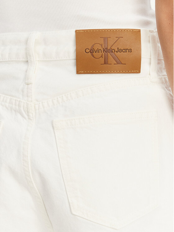 Calvin Klein Jeans Calvin Klein Jeans Pantaloni scurți de blugi J20J225201 Alb Relaxed Fit