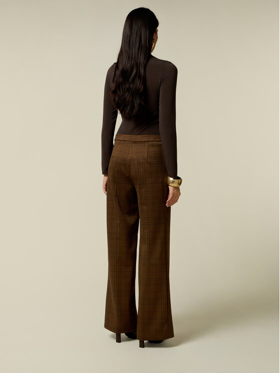 Oltre Oltre Pantaloni di tessuto P05TR009664N001 Marrone Flared Fit
