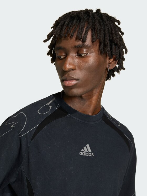 adidas adidas T-Shirt 157971 Czarny Regular Fit