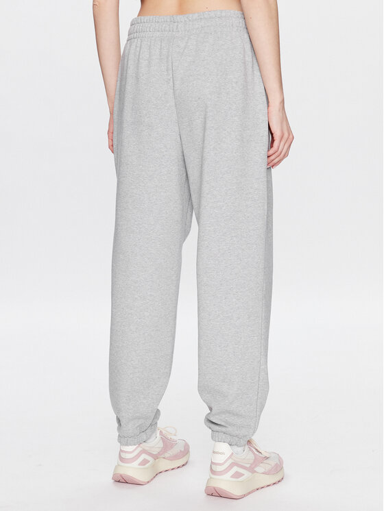 New Balance New Balance Долнище анцуг WP31530 Сив Relaxed Fit
