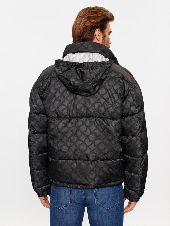 Trussardi Trussardi Žieminė striukė 52S00944 Juoda Regular Fit