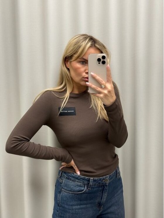 Magda Matyja Magda Matyja Bluzka NINA LONGSLEEVE BROWN Brązowy Fitted Fit