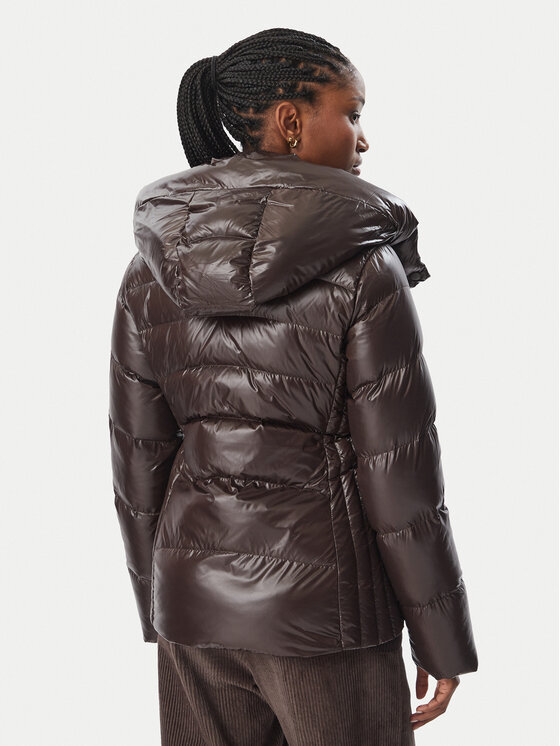 Hetregó Hetregó Pernata jakna Inari 8R624KF 26W004 Tamno smeđa Slim Fit