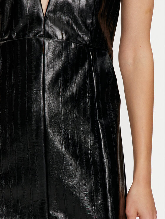 Sisley Sisley Kleid aus Kunstleder 4S6DLV06O Schwarz Slim Fit