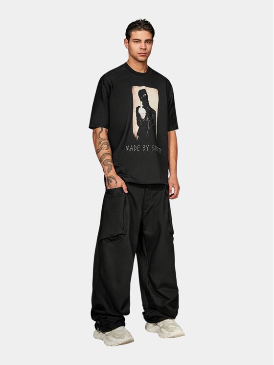 MADE BY SOCIETY MADE BY SOCIETY T-Shirt Silent Form - T17847 Czarny Basic Fit