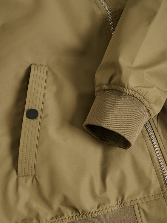 Matinique Matinique Bomber striukė Clay 30205869 Chaki Regular Fit
