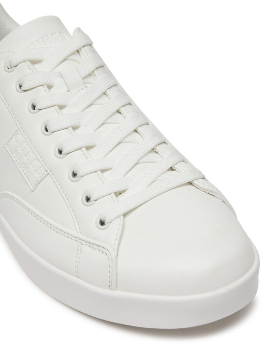 Guess Guess Сникърси Caserta FMFCAS ELL12 Бял