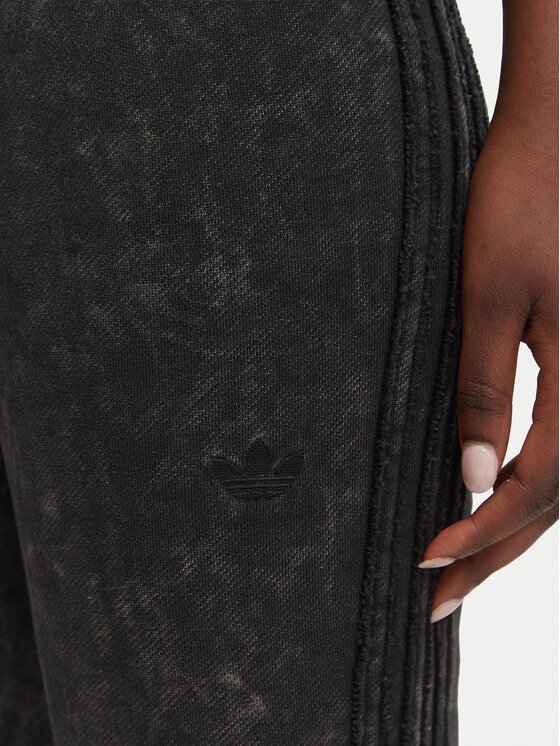 adidas adidas Παντελόνι φόρμας Sst KS9168 Μαύρο Flared Leg