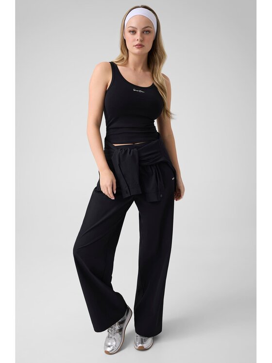 Guess Guess Top 183068 Černá Classic Fit
