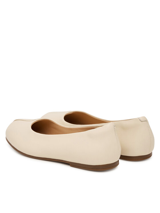 Clarks Clarks Balerinke Livia Lily 26186640 Écru