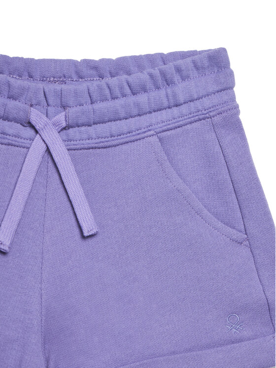 United Colors Of Benetton United Colors Of Benetton Szorty sportowe 3J68C901C Fioletowy Regular Fit