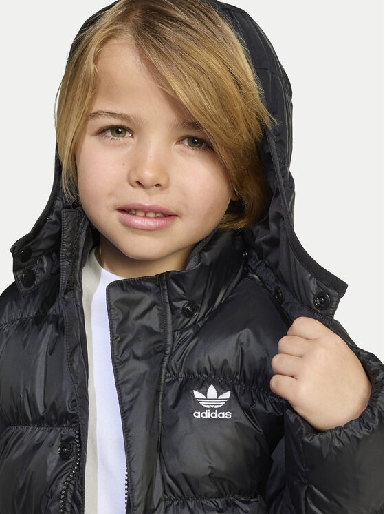 adidas adidas Vatovaná bunda JX0550 Černá Loose Fit