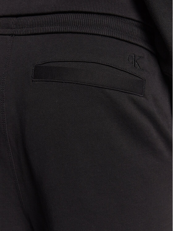 Calvin Klein Jeans Jogginghose J30j322639 Schwarz Regular Fit Modivo At