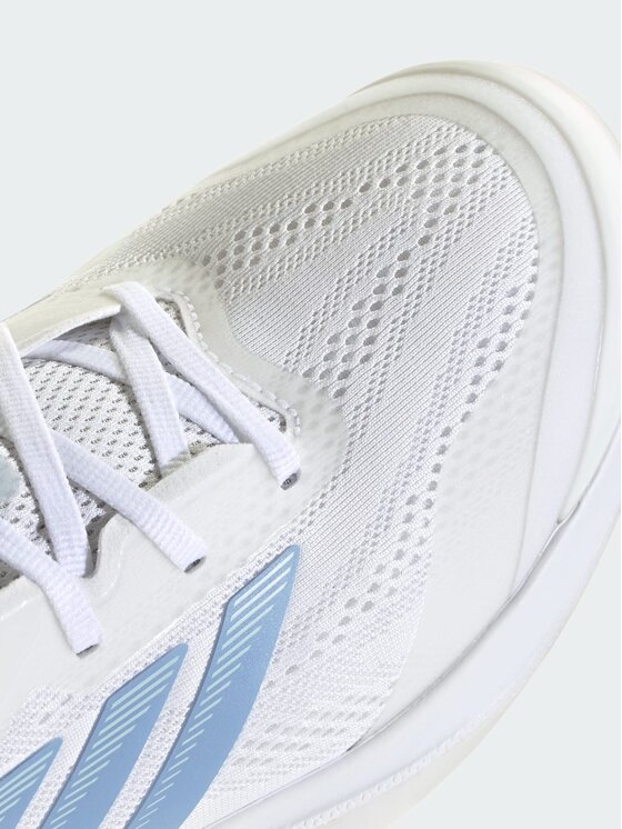 adidas adidas Buty do tenisa Avacourt 3 Czarny