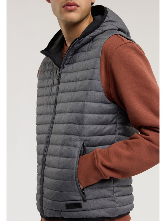 Trussardi Trussardi Kurtka puchowa F019M000028N0B3 Czarny Regular Fit