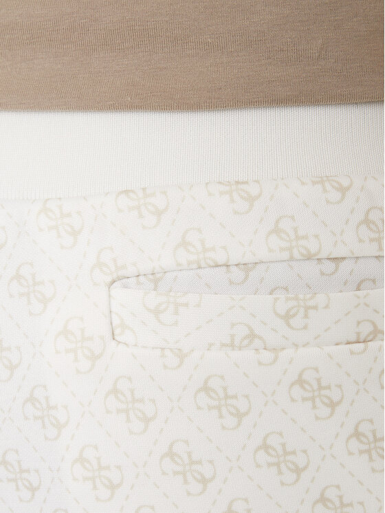 Guess Guess Спортни шорти Z4YD03 K7122 Екрю Regular Fit