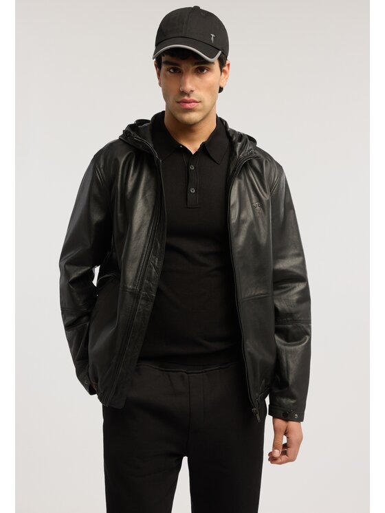 Trussardi Trussardi T-shirt M0638000068N033 Nero Regular Fit