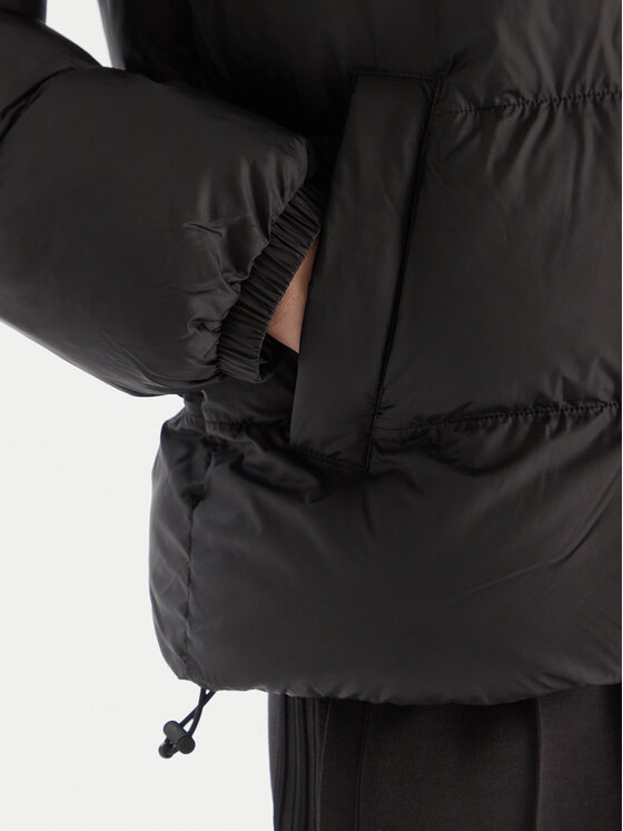 adidas adidas Зимно яке adicolor JD0420 Черен Regular Fit