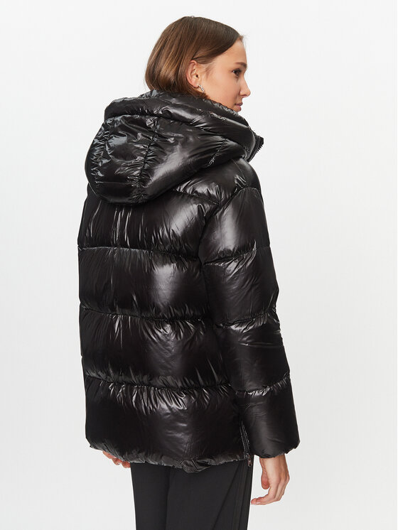 Hetregó Hetregó Giubbotto piumino Imogen 8K727 23WD05 Nero Regular Fit
