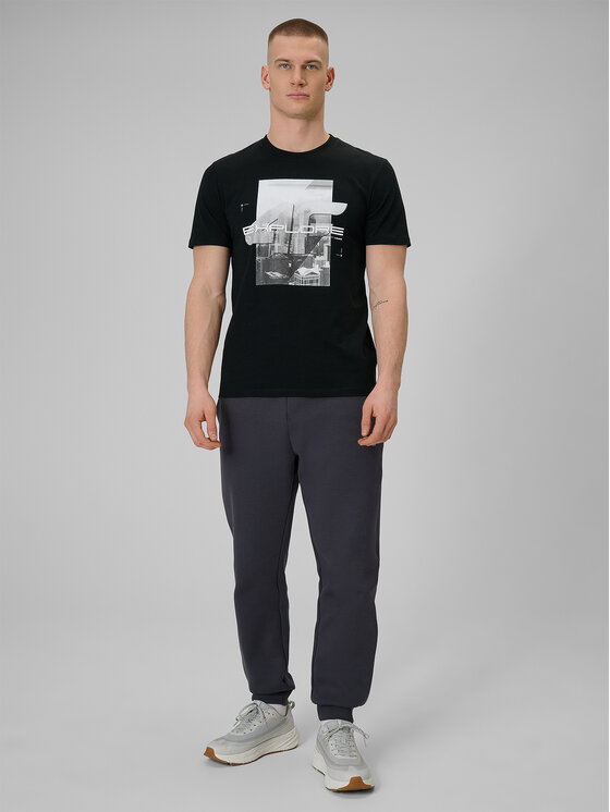 4F 4F T-Shirt CITY Czarny Regular Fit