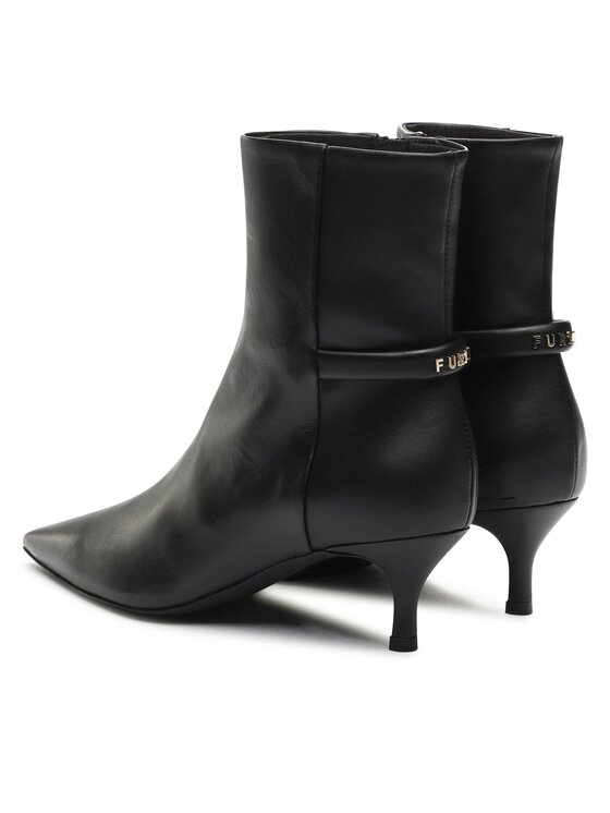 Furla Furla Stiefeletten Core YG60FCD-X30000-O6000-1007 Schwarz