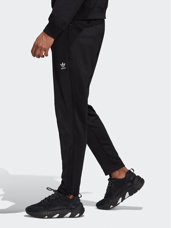 Survetement store adidas slim