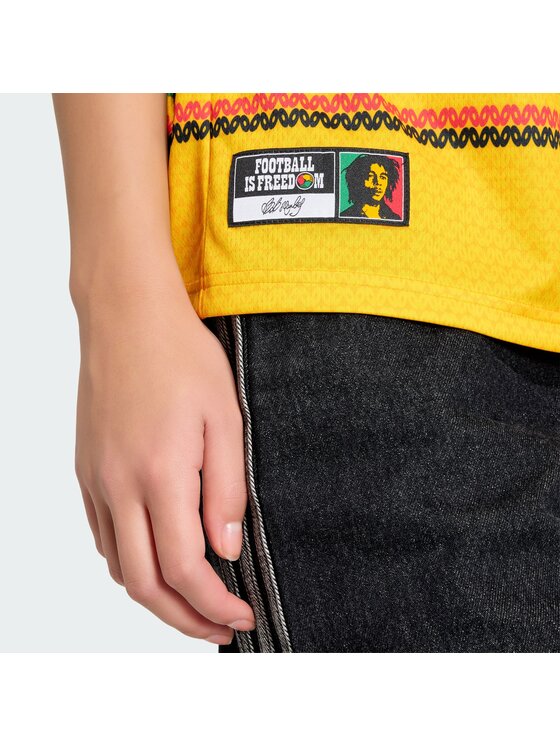 adidas adidas Koszulka techniczna Jamaica 26 x Bob Marley Home Jersey Żółty Regular Fit