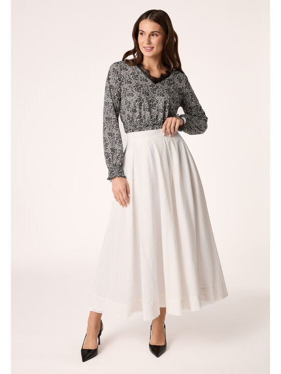 QUIOSQUE QUIOSQUE Sukně 7UD003 Bílá Regular Fit