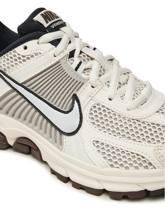 Nike Nike Снікерcи Zoom Vomero 5 FJ2028 001 Écru