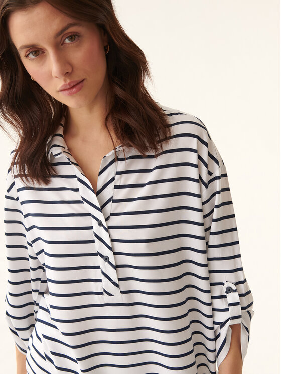 Tatuum Tatuum Bluza Balea T2310.051 Mornarsko modra Loose Fit