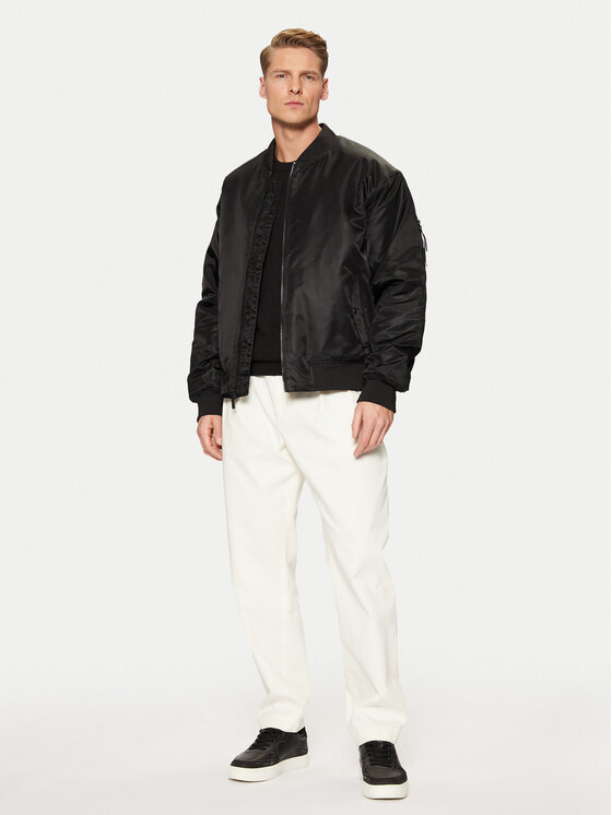Calvin Klein Jeans Calvin Klein Jeans Bomber 00040EM524 Crna Regular Fit