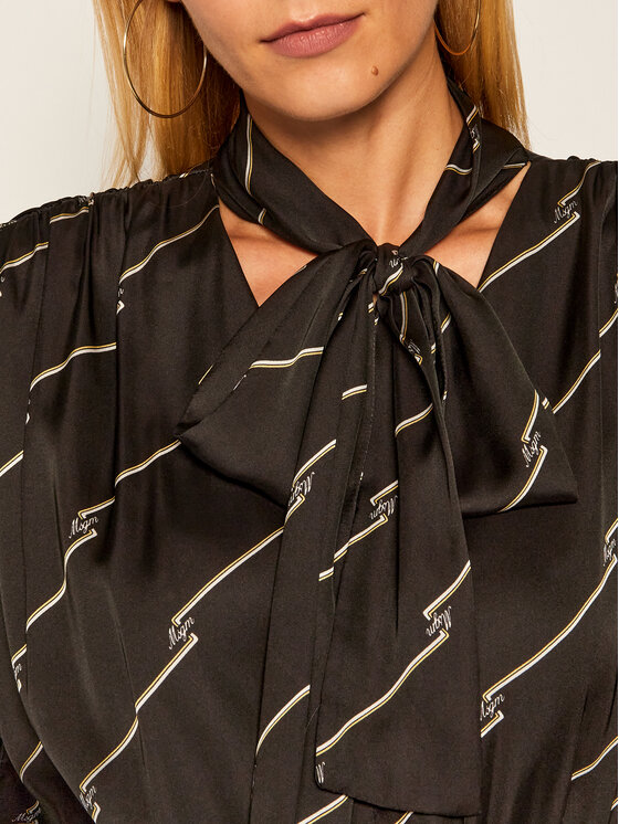 MSGM MSGM Kasdieninė suknelė 2941MDA39 207694 Juoda Regular Fit