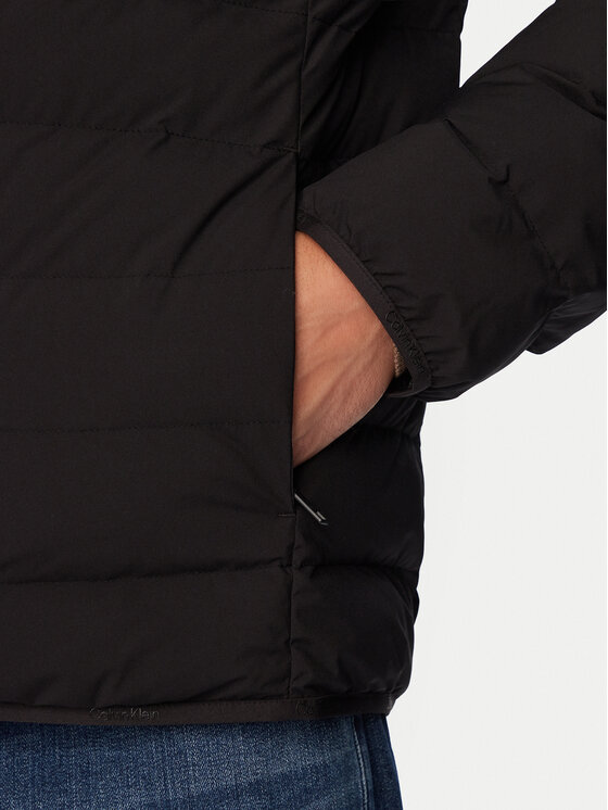 Calvin Klein Calvin Klein Žieminė striukė LV04LH501G Juoda Regular Fit