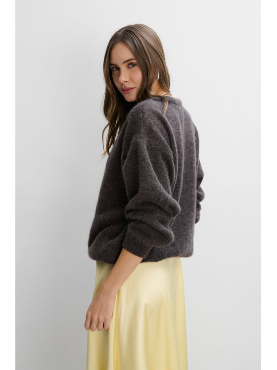 Fobya Fobya Sweter F2113 Brązowy Basic Fit