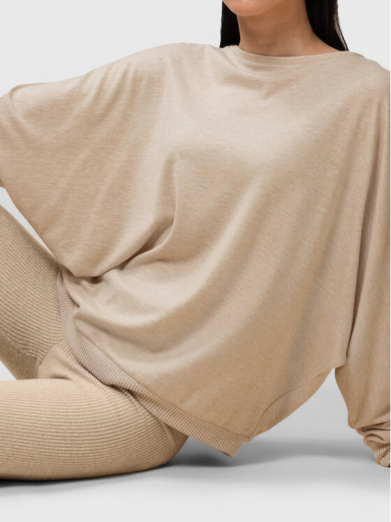 Triumph Triumph Sweter Thermal 10213447 Beżowy Relaxed Fit