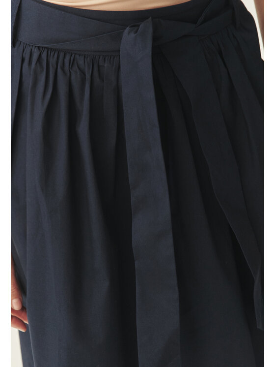 TATUUM Tatuum Midi sukňa MORA Tmavomodrá Classic Fit