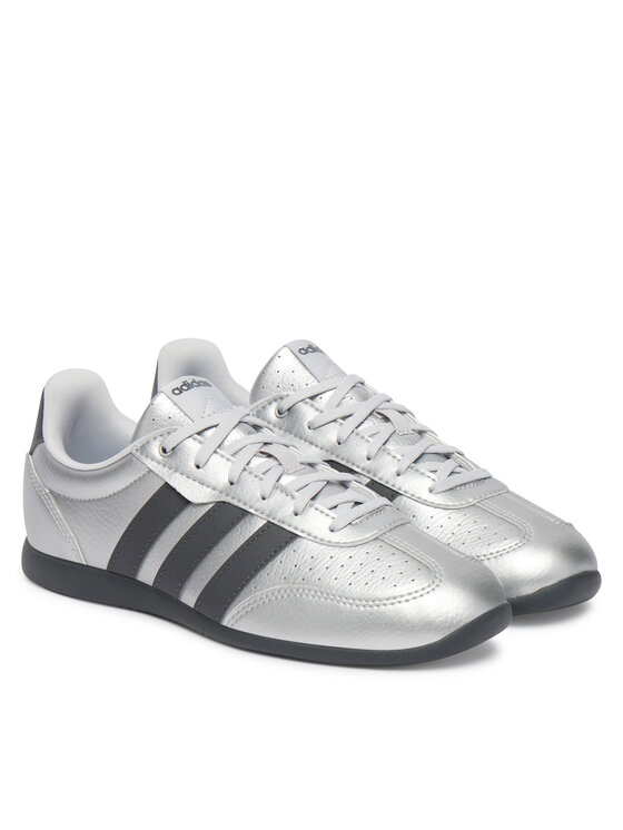 adidas adidas Sneakers Barreda Lo HQ7384 Argintiu