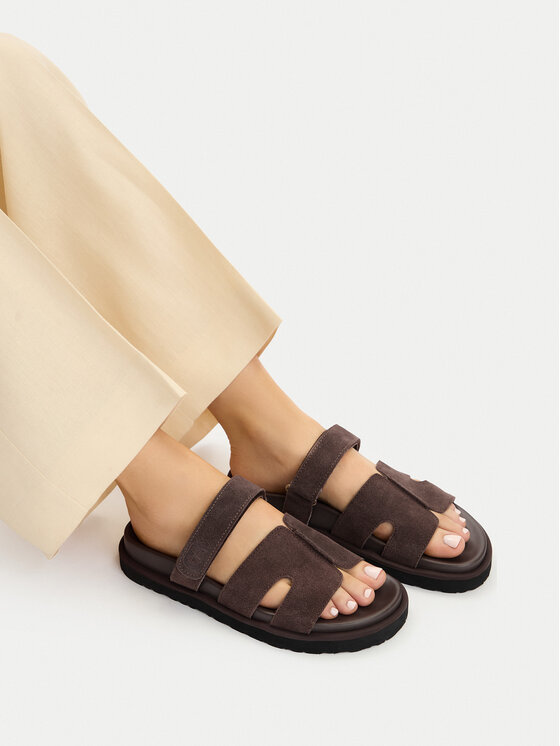 GINO ROSSI GINO ROSSI Παντόφλες C-CLB-P1927A Σκούρο καφέ