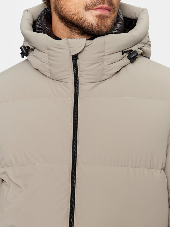 Woolrich Woolrich Pernata jakna Sierra CFWOOU0847MRUT3107 Siva Regular Fit
