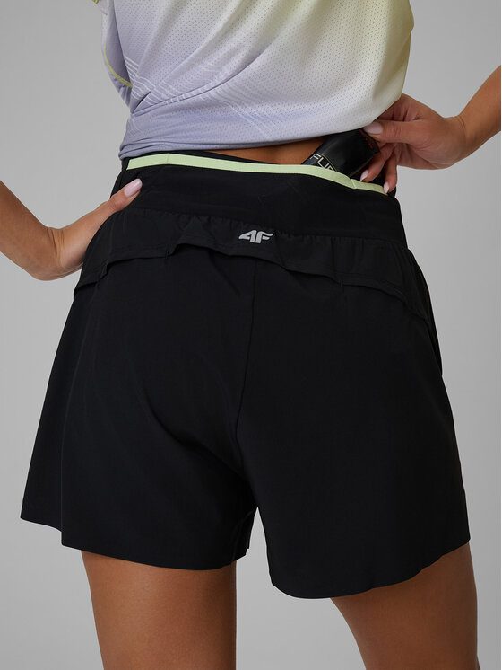 4F 4F Szorty sportowe JOY MOTION Czarny Regular Fit