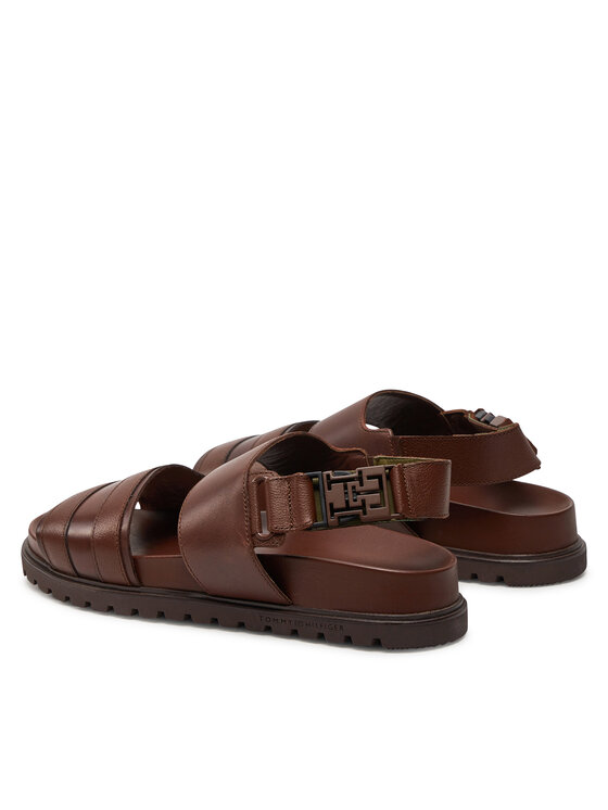 Tommy Hilfiger Tommy Hilfiger Sandały Elevated Th Buckle Lth Sandal FM0FM05007 Brązowy
