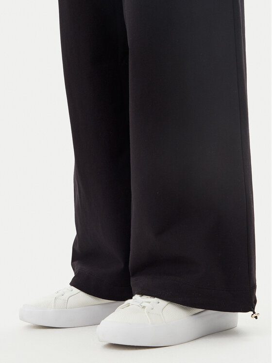 EA7 Emporio Armani EA7 Emporio Armani Tepláková souprava 7W000086 AF13135 UC001 Černá Wide Leg