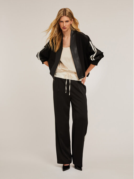 Motivi Motivi Giacca outdoor R236W000134N033 Nero Regular Fit